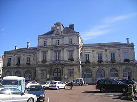 photo sous-préfecture de Clamecy