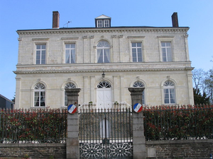 photo sous-préfecture de Mayenne