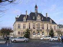 photo sous-préfecture de Saint-Jean-d'Angély
