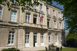 photo sous-préfecture de Tournon-sur-Rhône